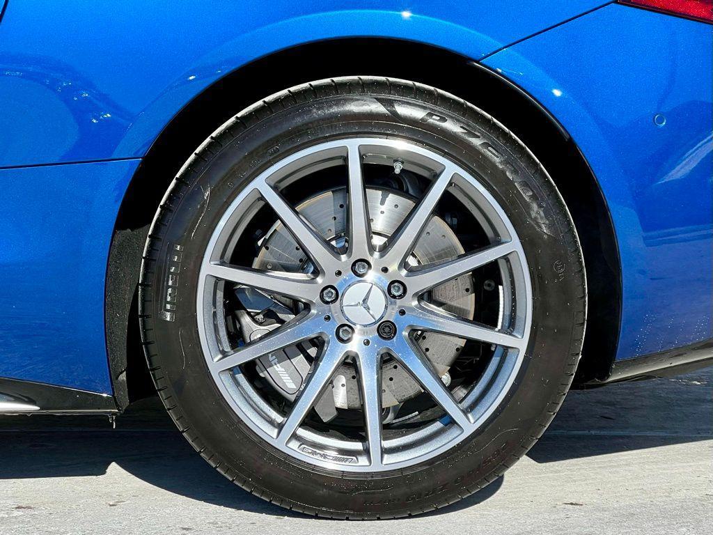 used 2024 Mercedes-Benz AMG SL 43 car, priced at $84,945