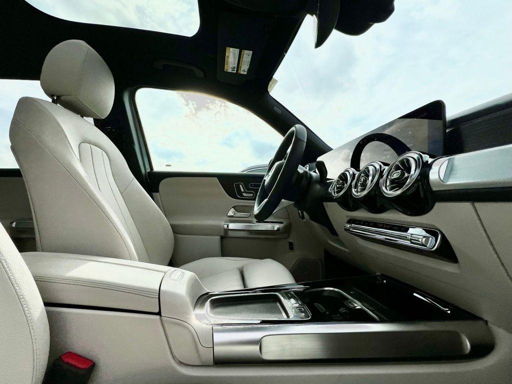 used 2026 Mercedes-Benz GLB 250 car, priced at $46,805