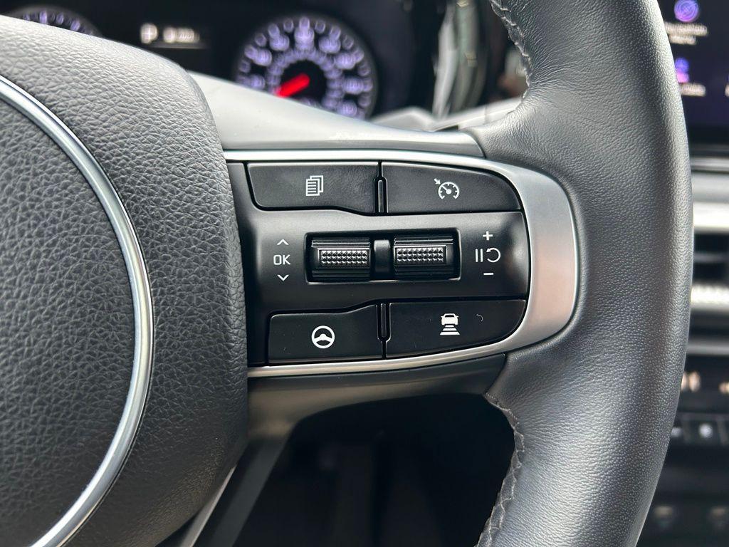 used 2024 Kia K5 car, priced at $28,000