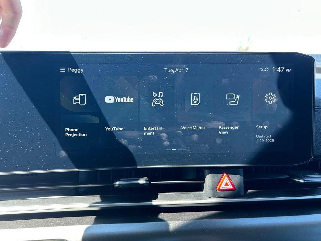 used 2025 Kia Carnival car, priced at $44,000