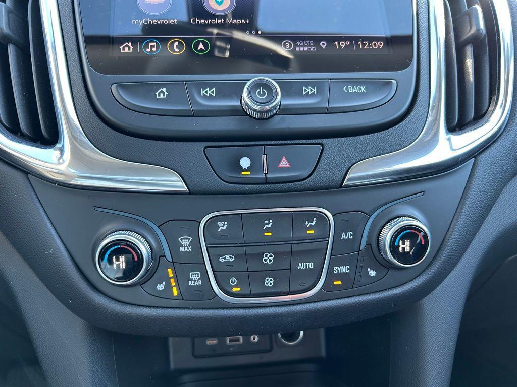 used 2022 Chevrolet Equinox car, priced at $19,400