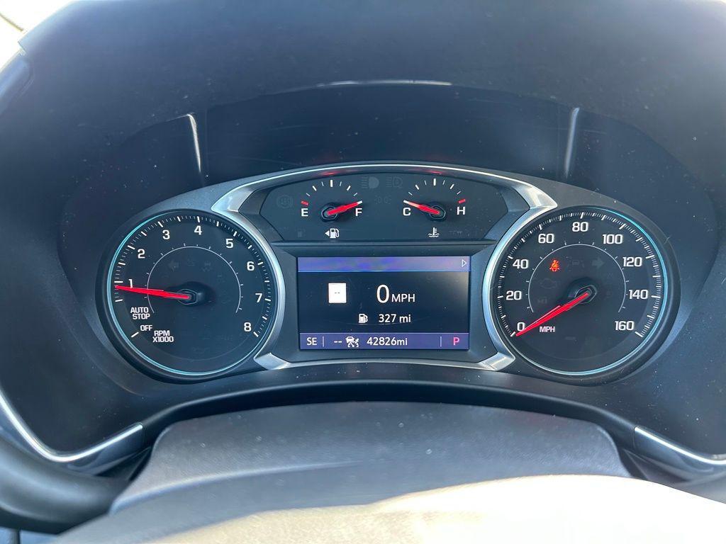 used 2022 Chevrolet Equinox car, priced at $19,400