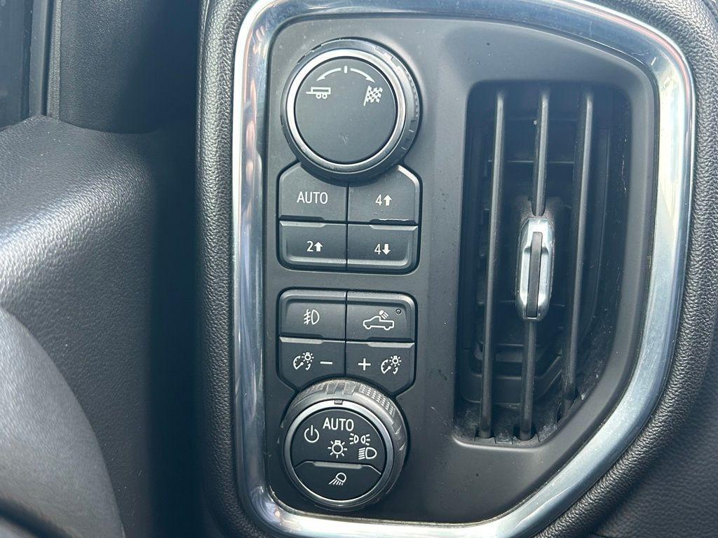 used 2019 Chevrolet Silverado 1500 car, priced at $31,000