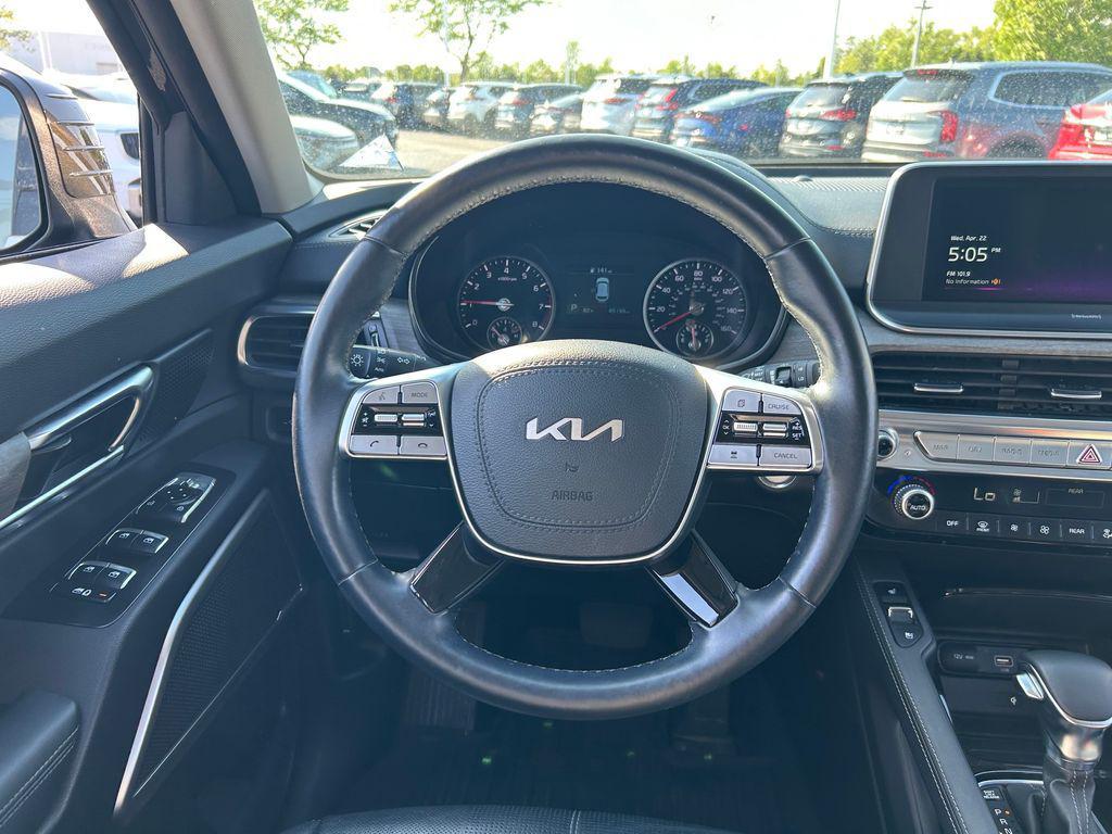 used 2022 Kia Telluride car, priced at $32,000