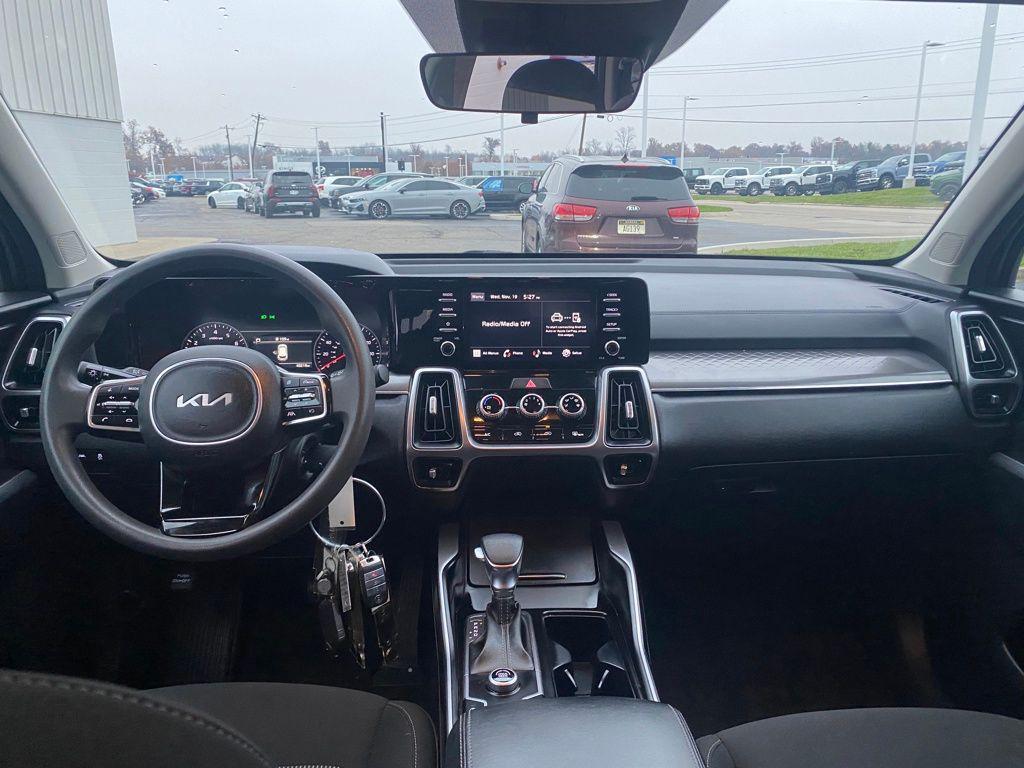 used 2023 Kia Sorento car, priced at $20,500