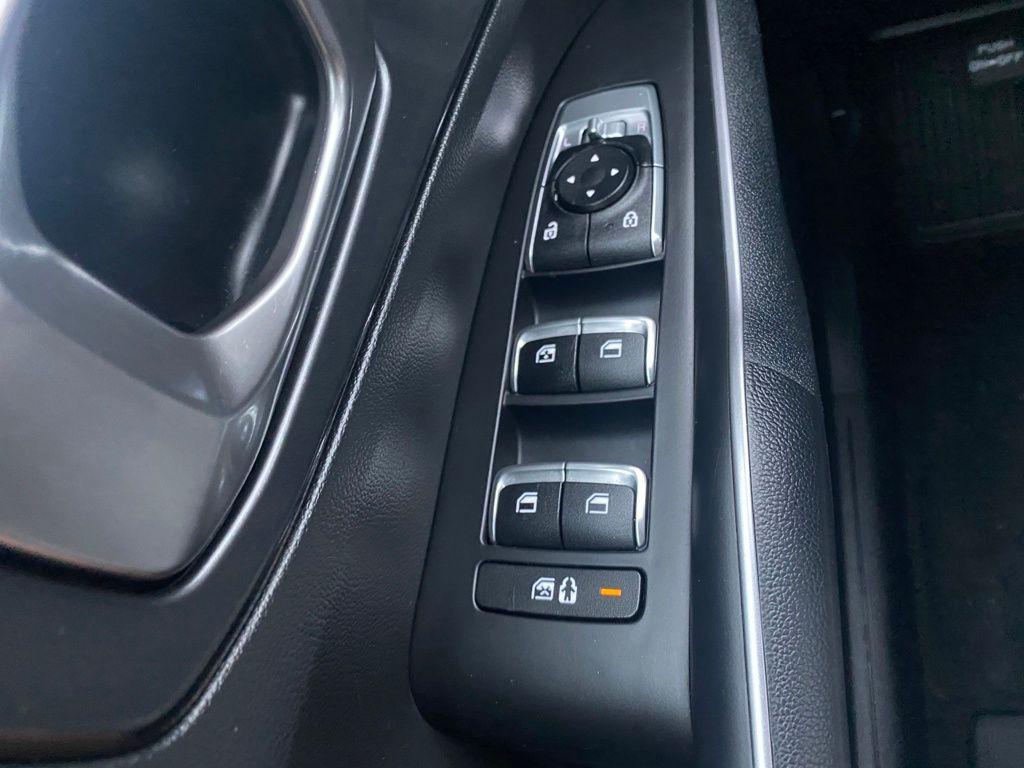 used 2023 Kia Sorento car, priced at $20,500