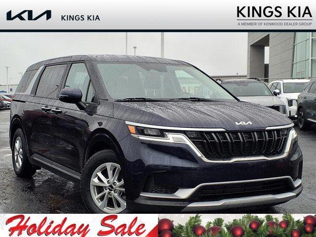 used 2024 Kia Carnival car, priced at $28,500