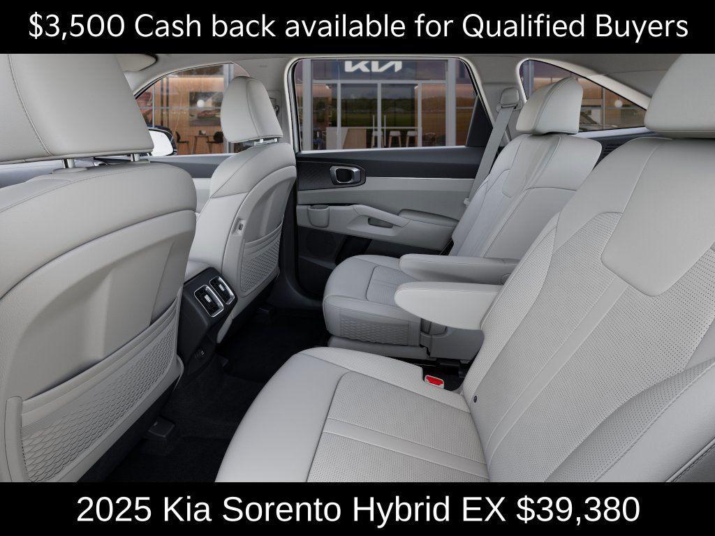 new 2025 Kia Sorento Hybrid car, priced at $39,380