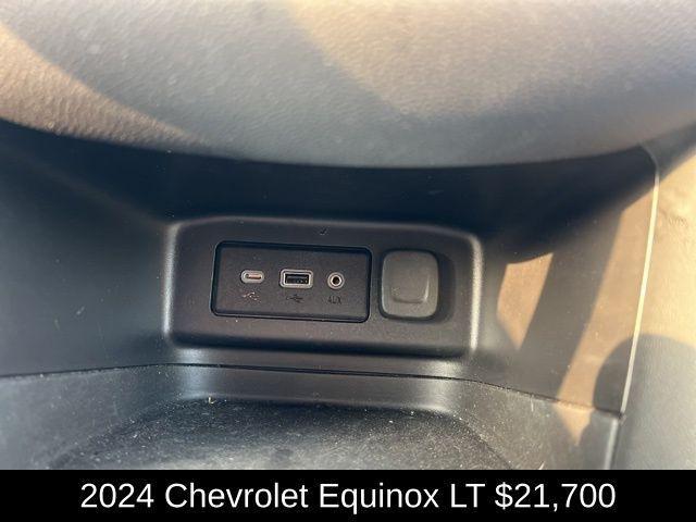 used 2024 Chevrolet Equinox car, priced at $21,700