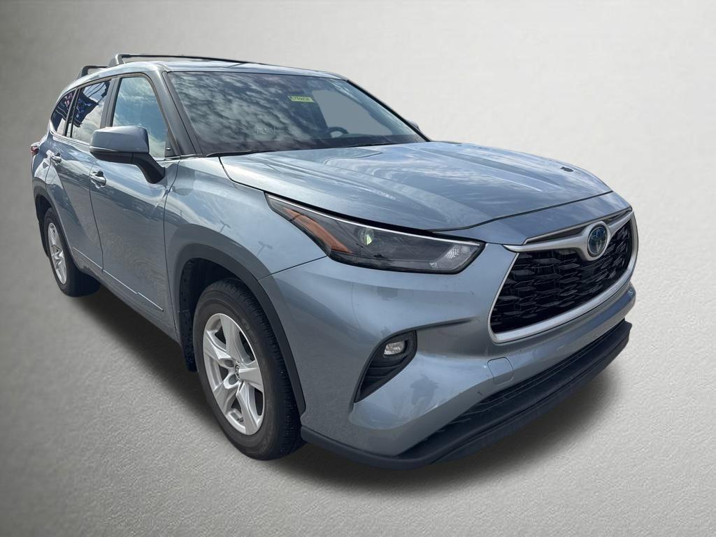 used 2023 Toyota Highlander Hybrid car, priced at $34,999