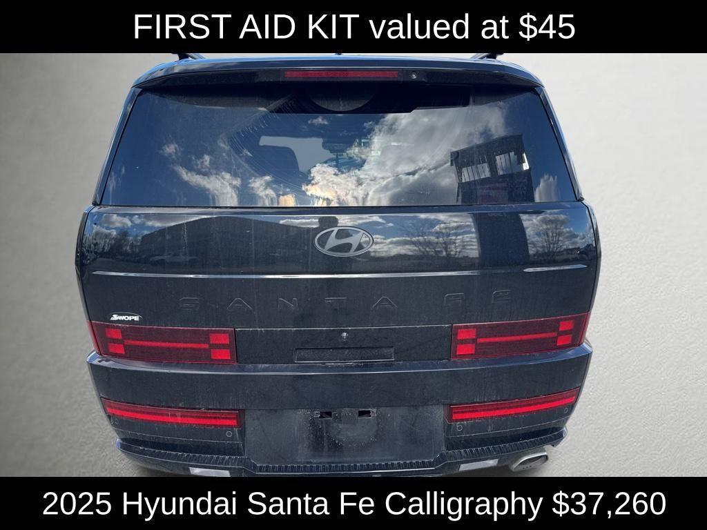 used 2025 Hyundai Santa Fe car, priced at $37,260