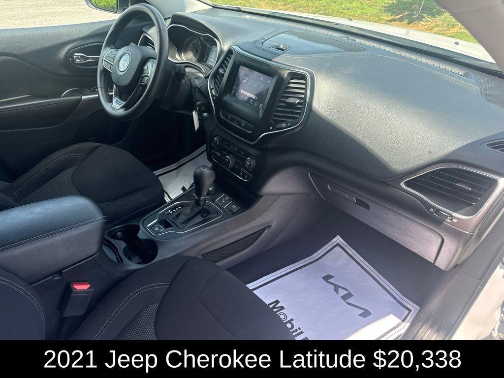 used 2021 Jeep Cherokee car, priced at $20,338