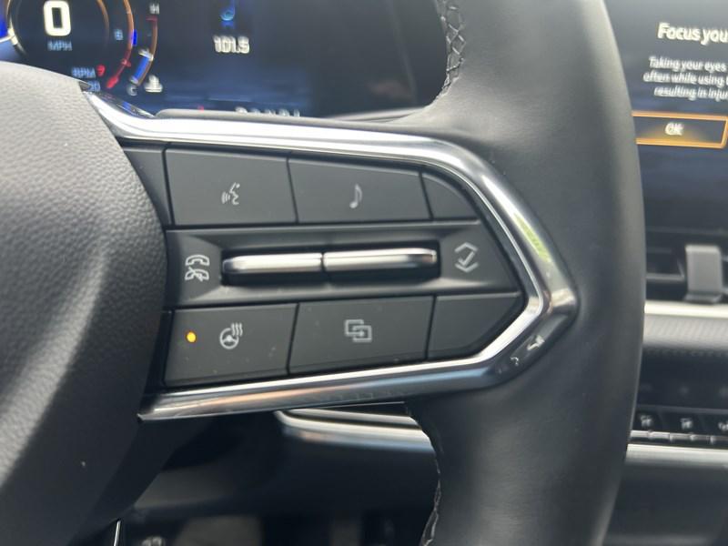 used 2025 Chevrolet Equinox car, priced at $26,990