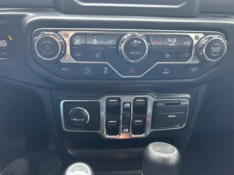 used 2022 Jeep Wrangler Unlimited car, priced at $27,950