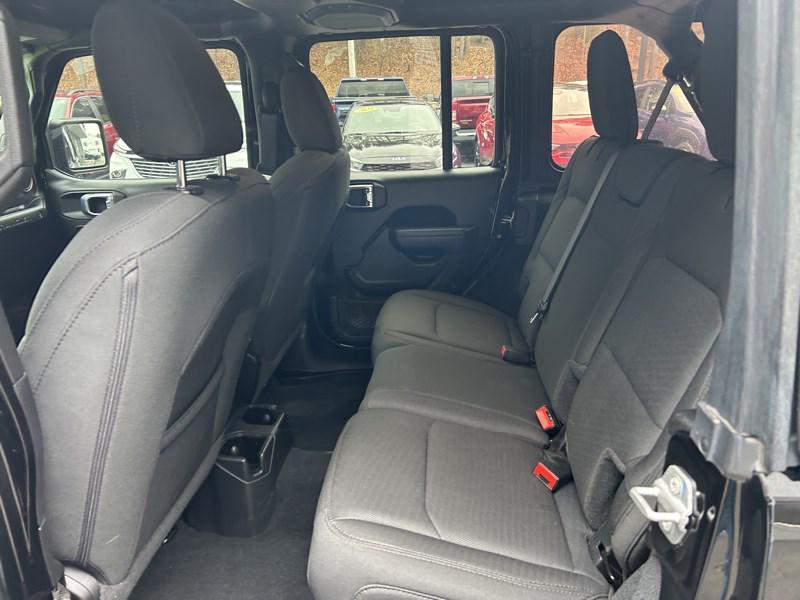 used 2022 Jeep Wrangler Unlimited car, priced at $27,950