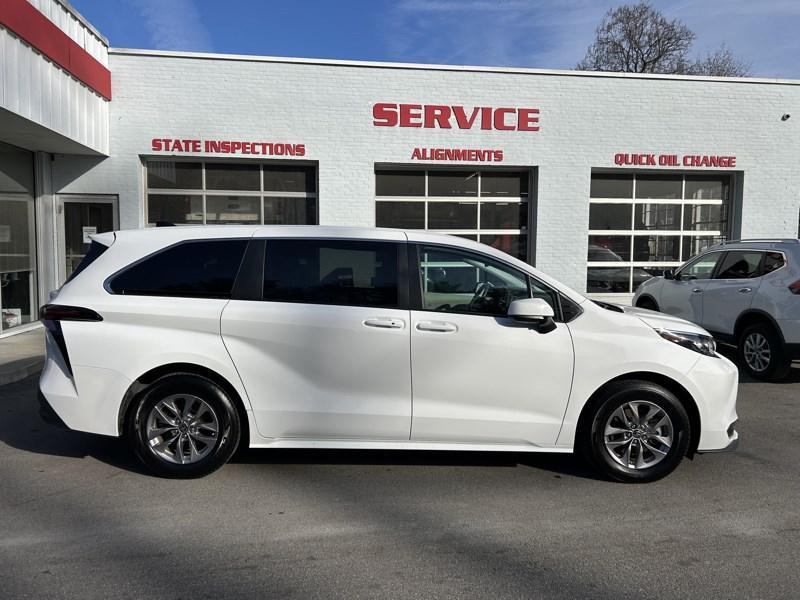 used 2024 Toyota Sienna car, priced at $34,990