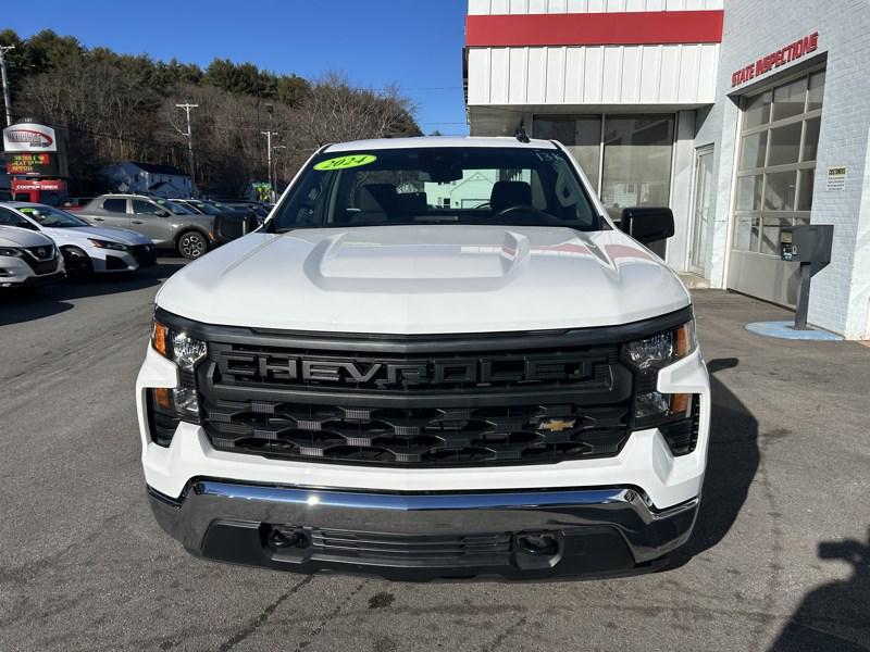 used 2024 Chevrolet Silverado 1500 car, priced at $25,990