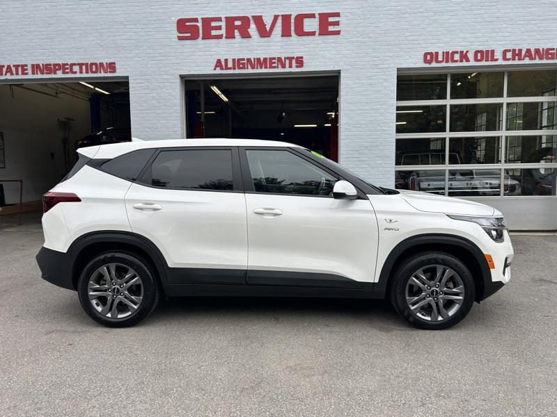 used 2023 Kia Seltos car, priced at $22,990