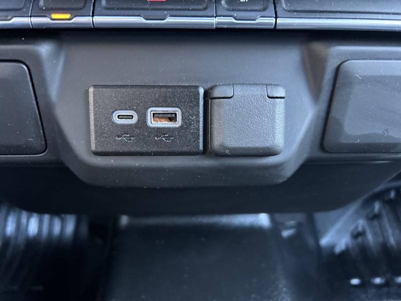 used 2024 Chevrolet Silverado 1500 car, priced at $30,990