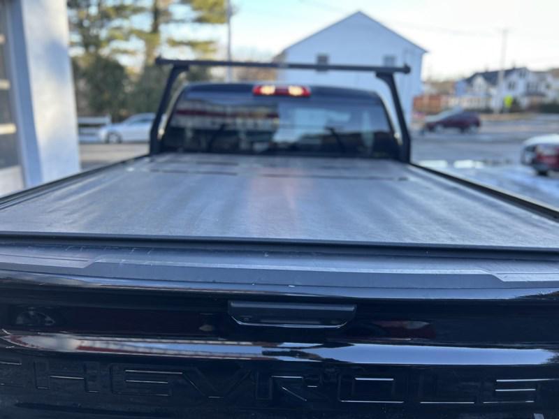 used 2024 Chevrolet Silverado 1500 car, priced at $30,990