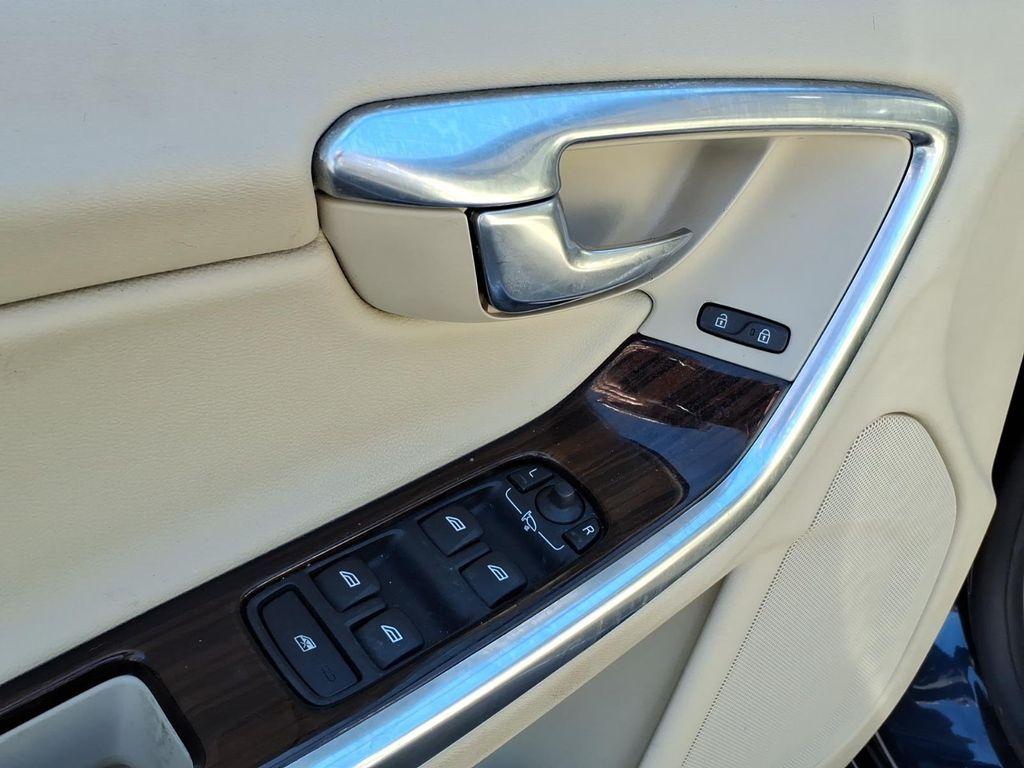 used 2015 Volvo V60 car, priced at $14,480