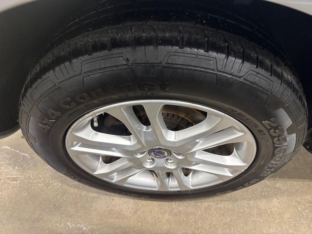 used 2015 Volvo XC60 car, priced at $12,440