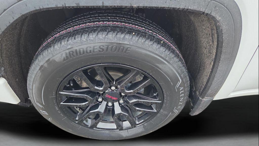 used 2022 GMC Sierra 1500 car, priced at $31,927