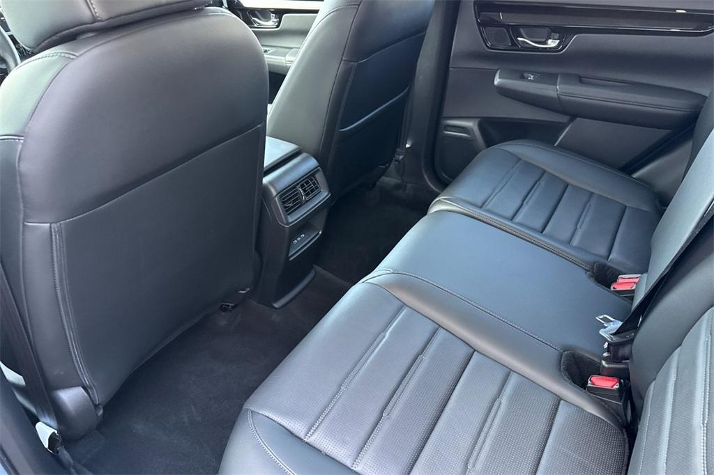 used 2025 Honda CR-V car, priced at $32,695