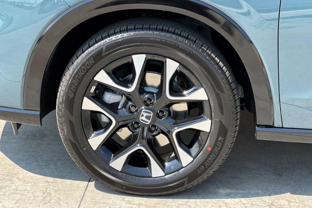 new 2026 Honda HR-V car, priced at $32,255