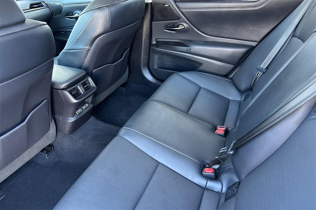used 2019 Lexus ES 350 car, priced at $26,495
