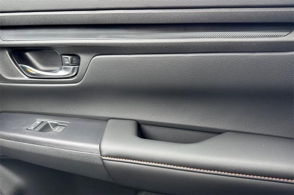 new 2026 Honda CR-V Hybrid car, priced at $40,630