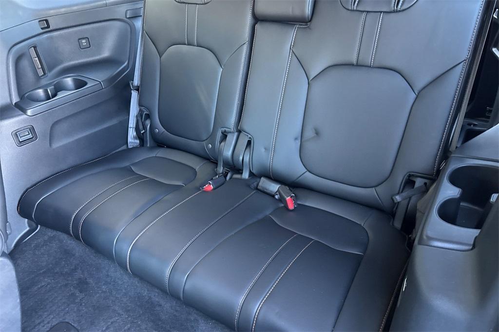 used 2024 Honda Pilot car, priced at $42,995