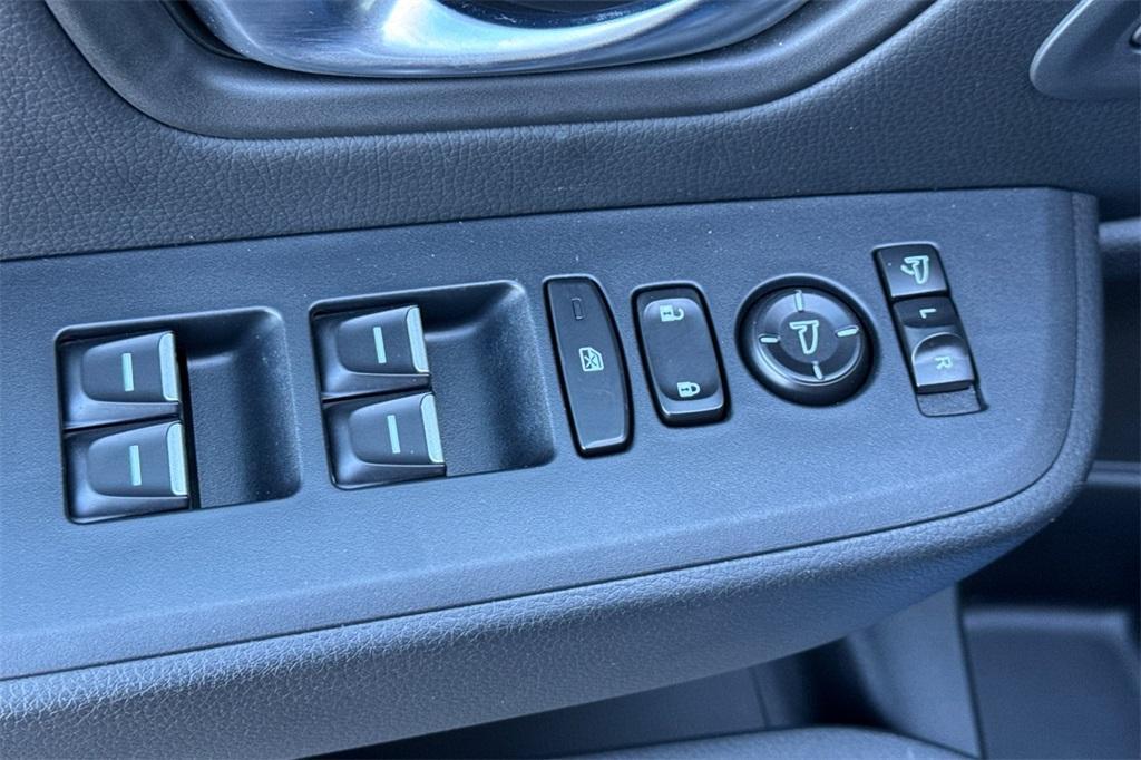 used 2024 Honda Pilot car, priced at $42,995