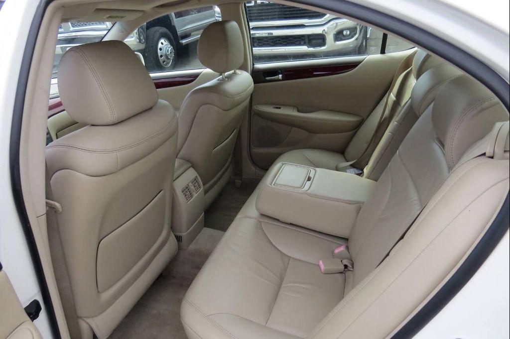 used 2004 Lexus ES 330 car, priced at $5,950
