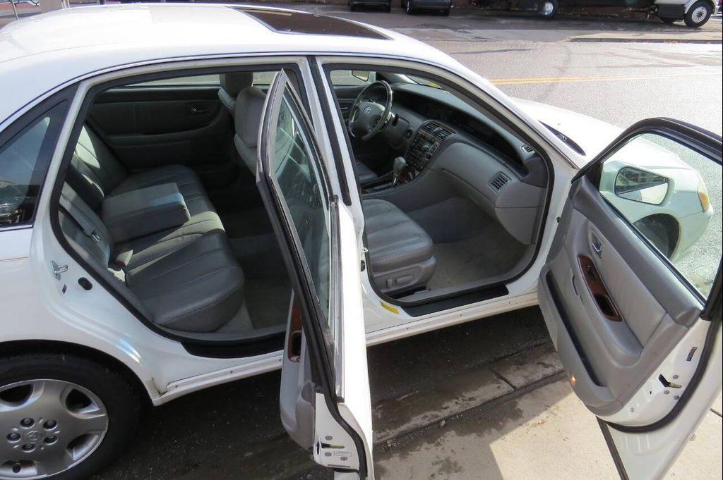 used 2004 Toyota Avalon car, priced at $4,950