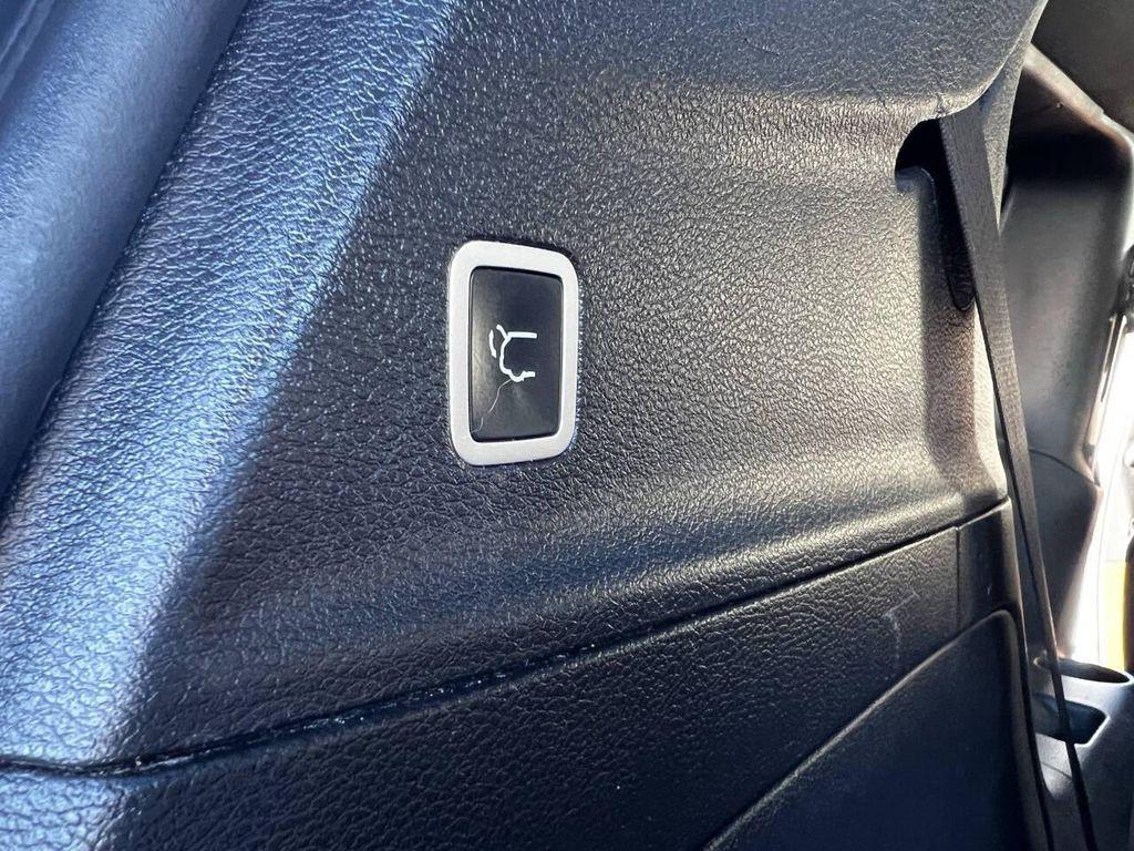used 2020 Chrysler Pacifica car, priced at $16,995