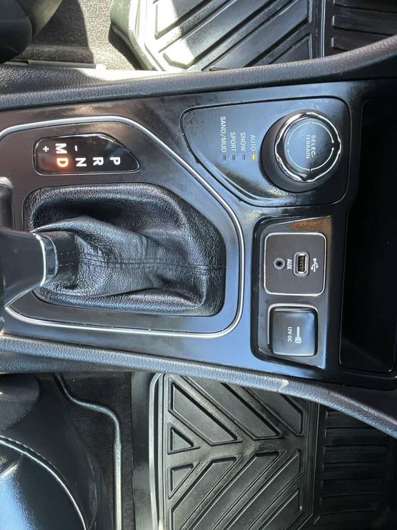used 2019 Jeep Cherokee car, priced at $11,995