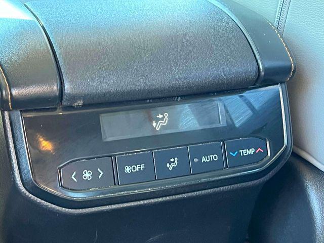 used 2023 Toyota Highlander Hybrid car, priced at $36,459