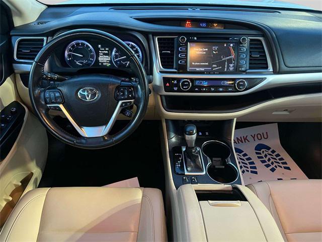 used 2019 Toyota Highlander car, priced at $25,995