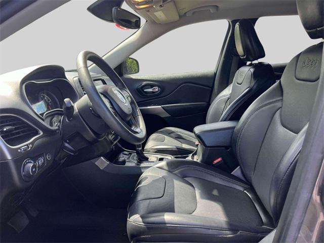 used 2022 Jeep Cherokee car, priced at $18,995