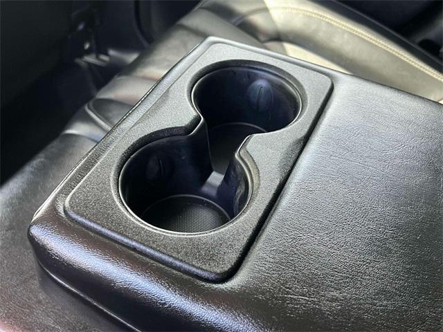 used 2022 Jeep Cherokee car, priced at $18,995