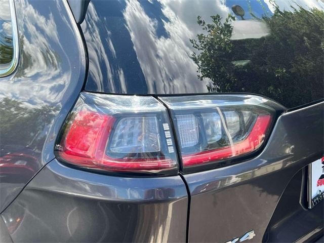 used 2022 Jeep Cherokee car, priced at $18,995