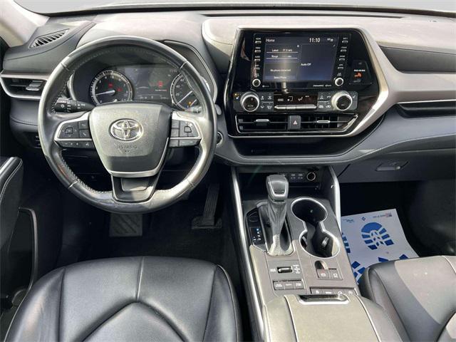 used 2022 Toyota Highlander car, priced at $29,595