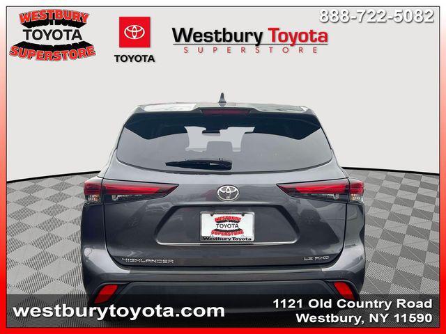 used 2024 Toyota Highlander car, priced at $34,571