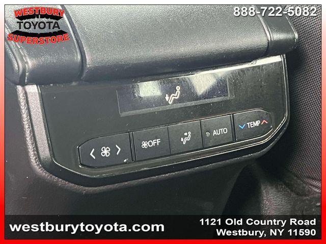 used 2024 Toyota Highlander car, priced at $34,571