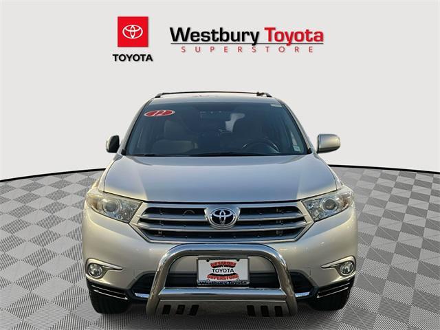 used 2012 Toyota Highlander car, priced at $13,995