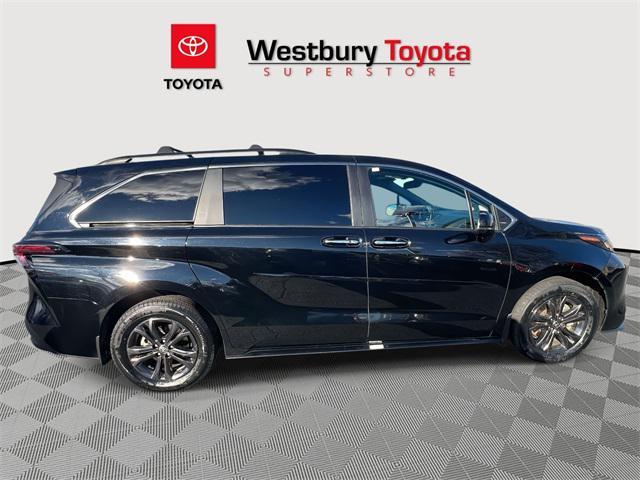 used 2024 Toyota Sienna car, priced at $51,995