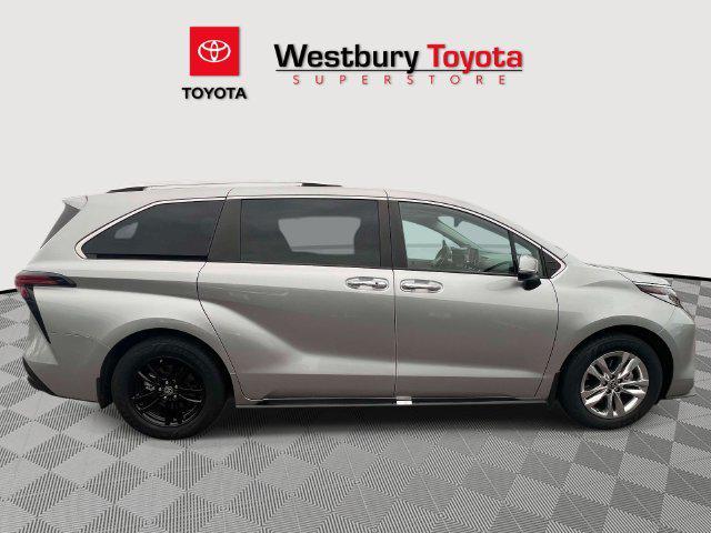 used 2023 Toyota Sienna car, priced at $51,995