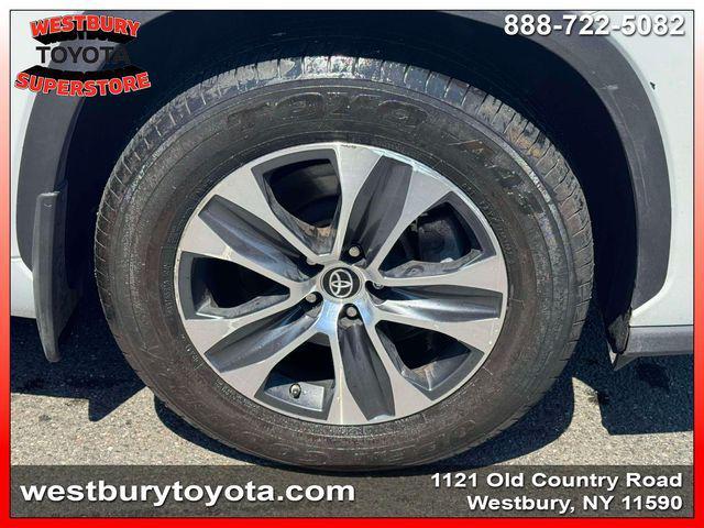 used 2024 Toyota Highlander car, priced at $39,870