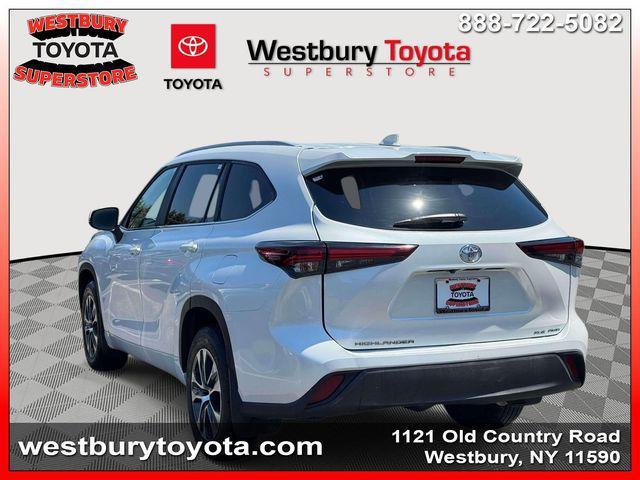 used 2024 Toyota Highlander car, priced at $39,870